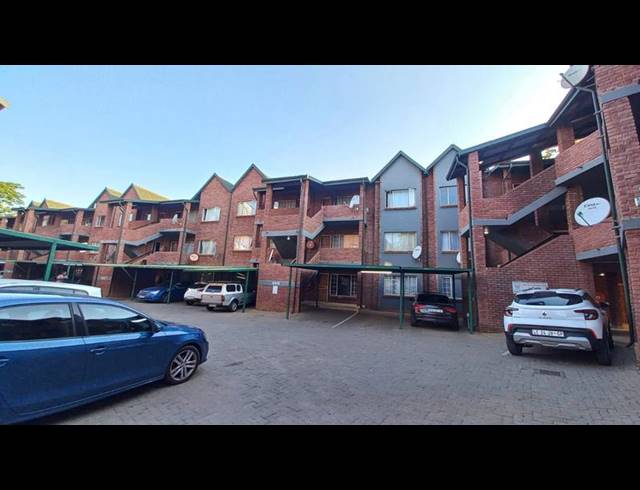 2 BEDROOM APARTMENT FOR SALE IN PRETORIA GARDENS